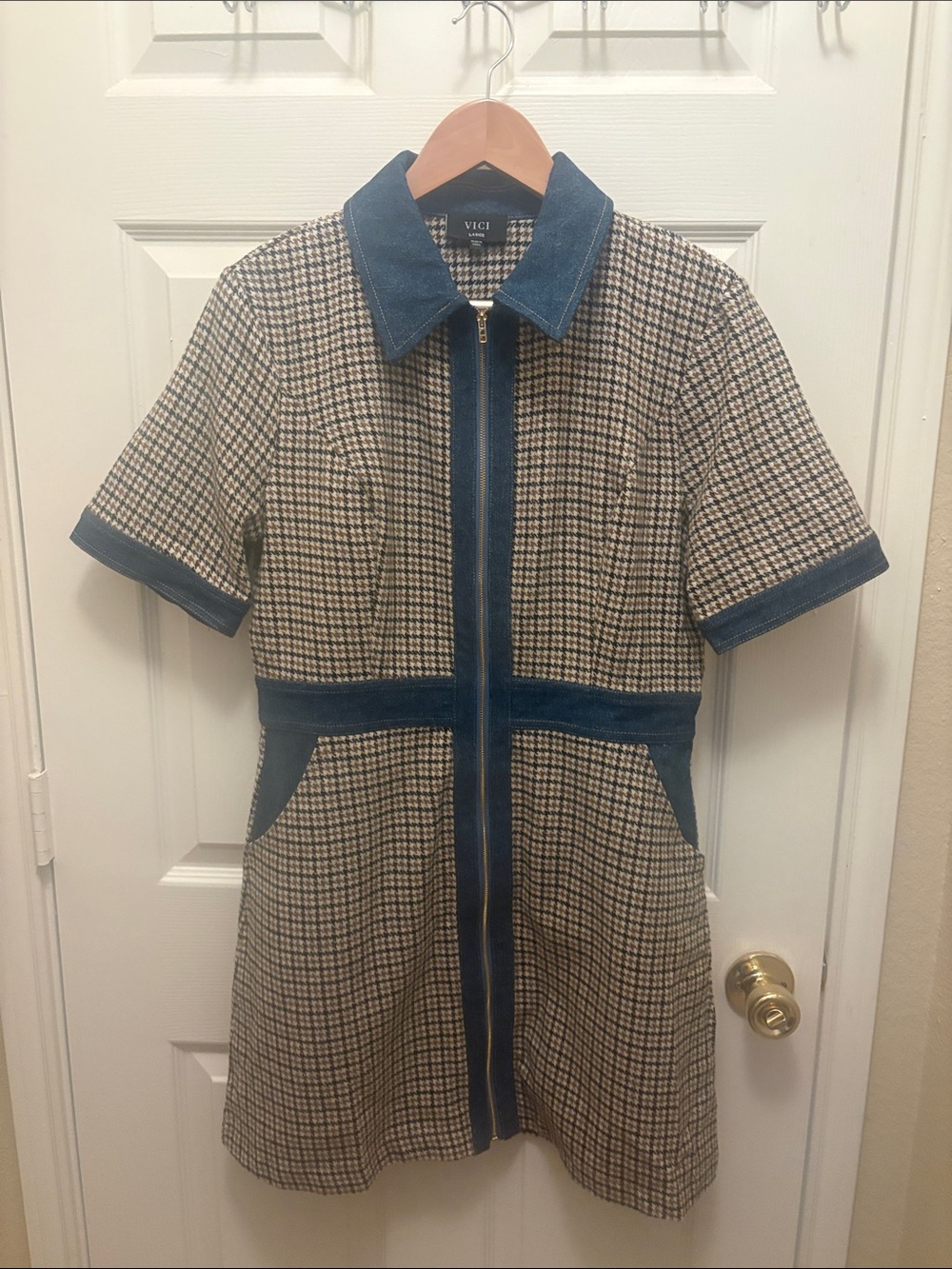Vici Houndstooth Zip-Front Dress with Blue Trim